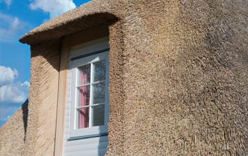 Crowhole thatch roof disadvantages